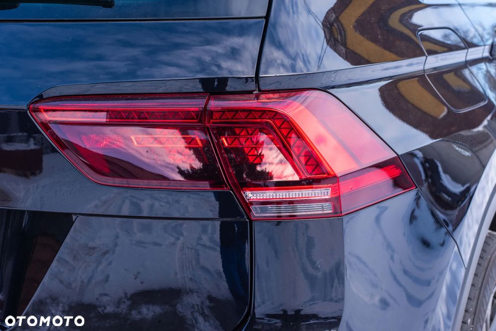 Volkswagen Tiguan - 11