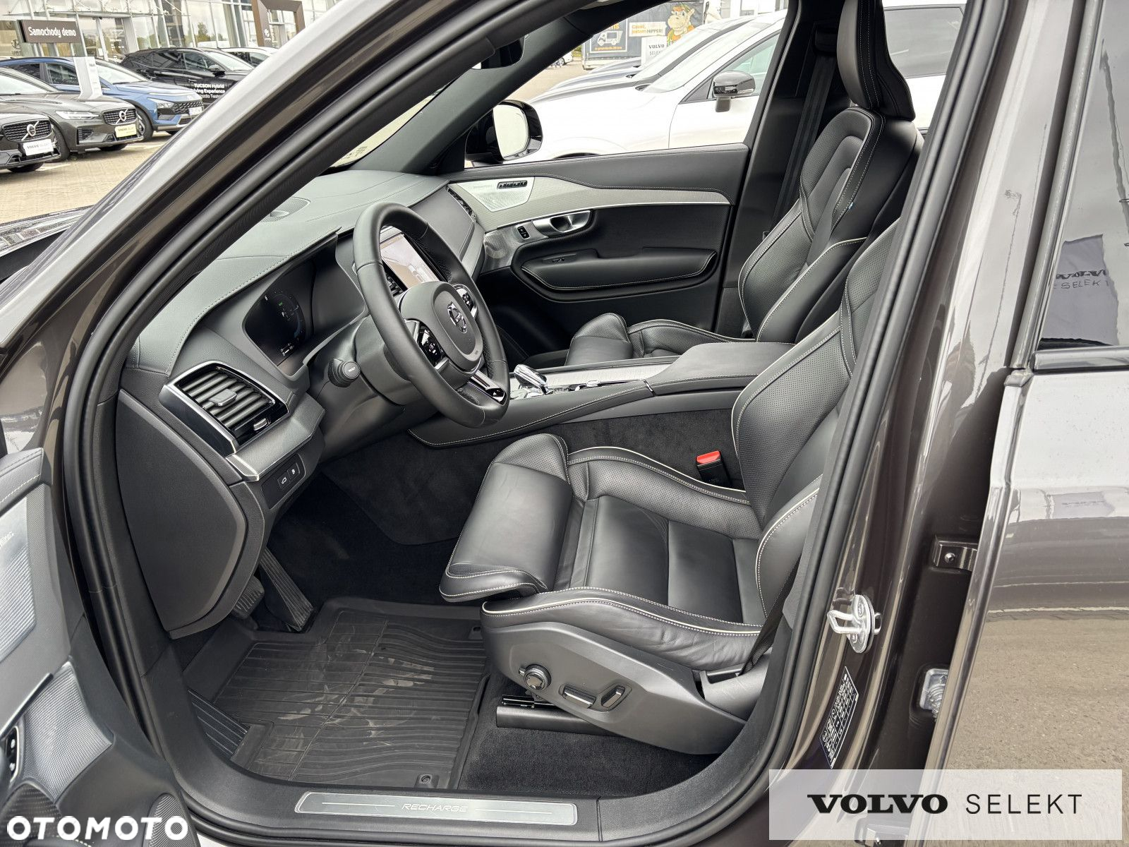 Volvo XC 90 - 8