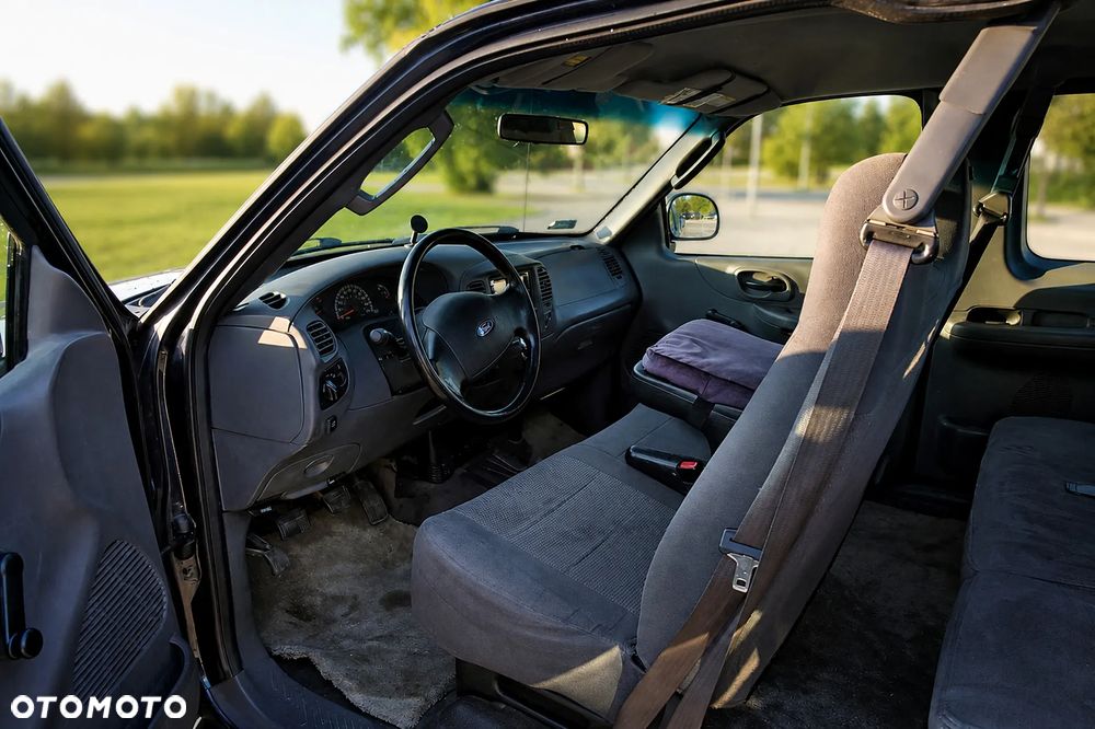 Ford F150 - 18