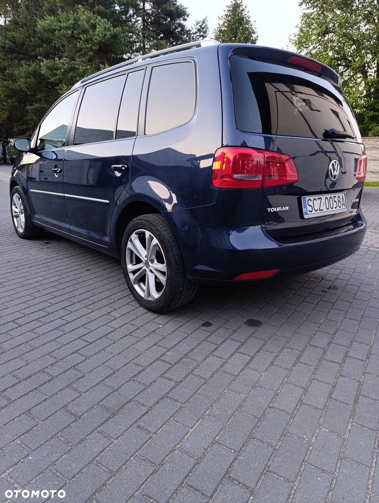 Volkswagen Touran 2.0 TDI DPF Highline DSG - 9