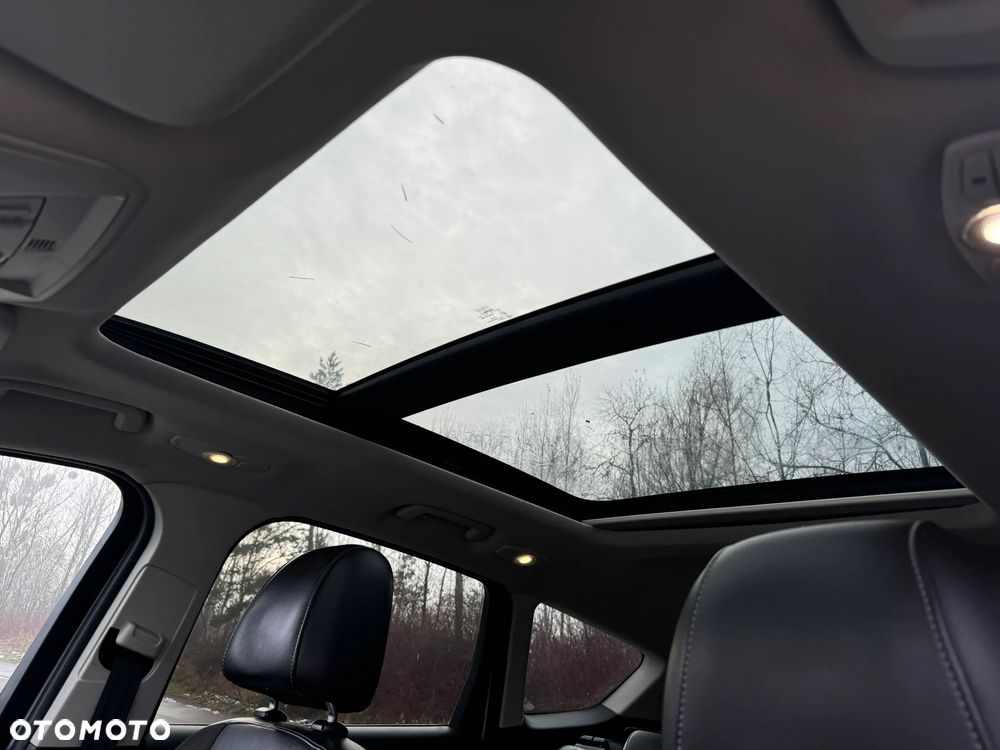 Ford Kuga 2.0 TDCi 2x4 Titanium - 14