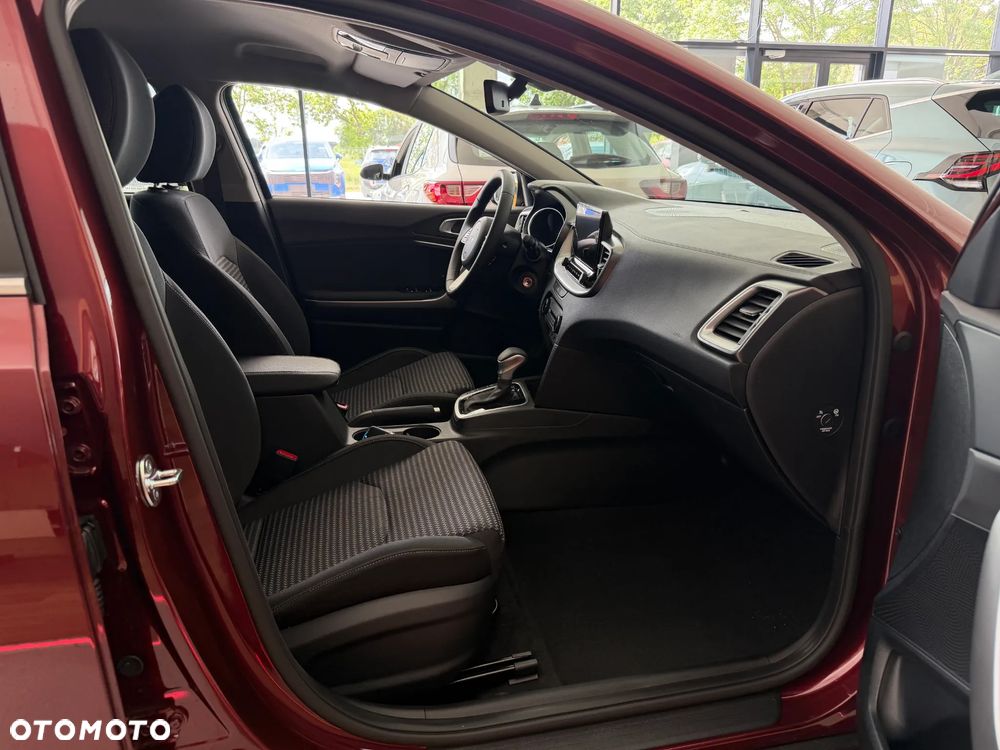 Kia XCeed 1.6 T-GDI M DCT - 11