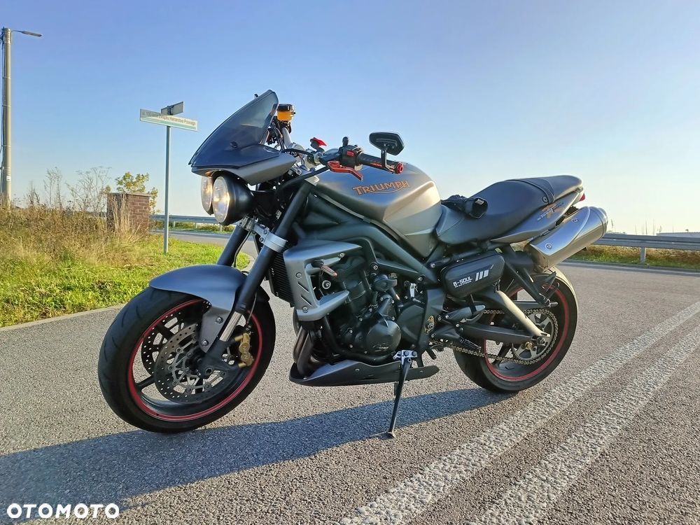 Triumph Street Triple - 5