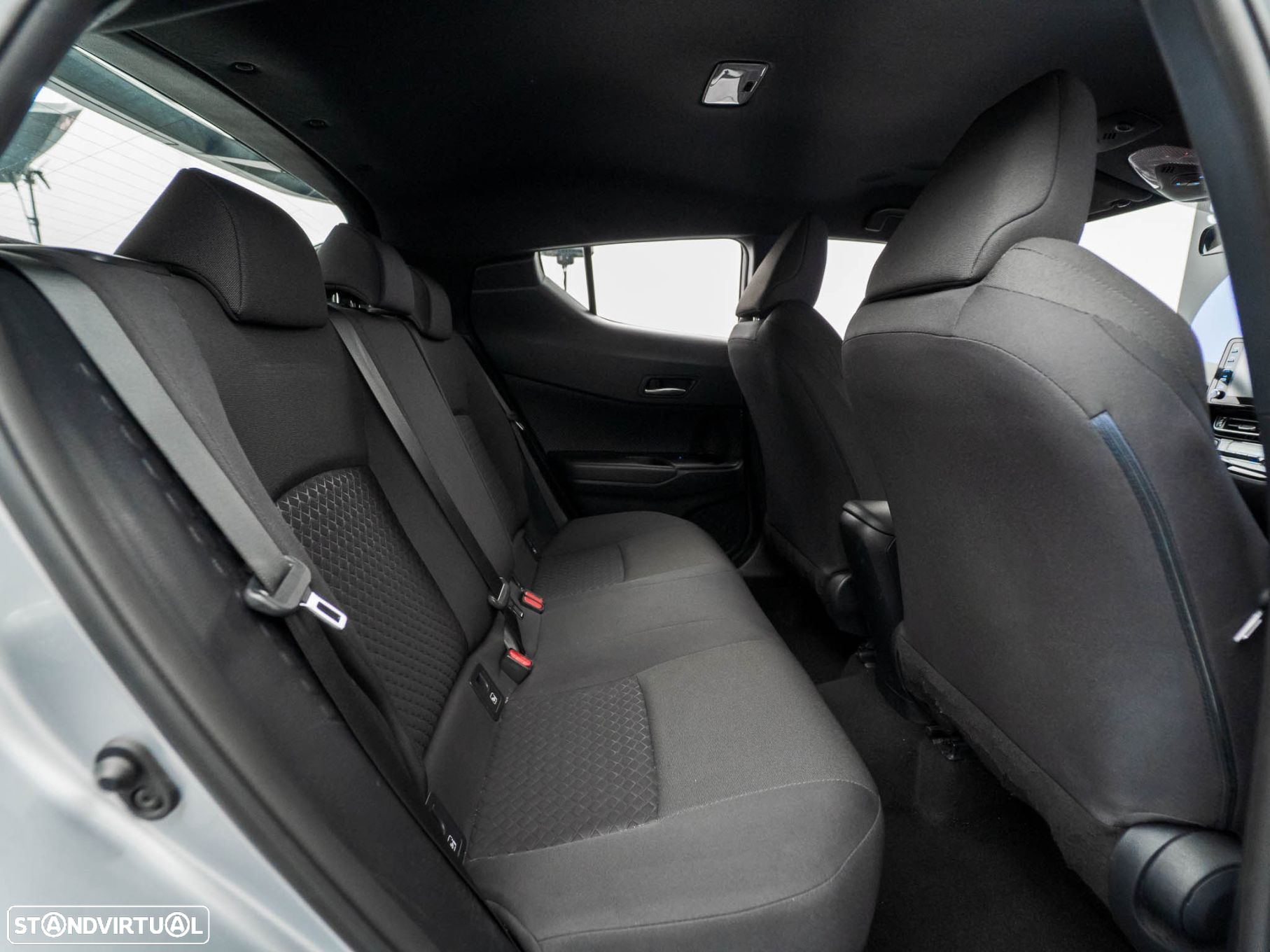 Toyota C-HR 1.8 Hybrid Comfort - 37