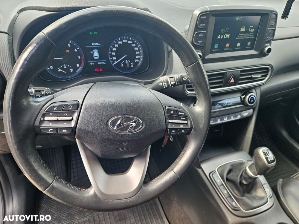 Hyundai KONA - 9