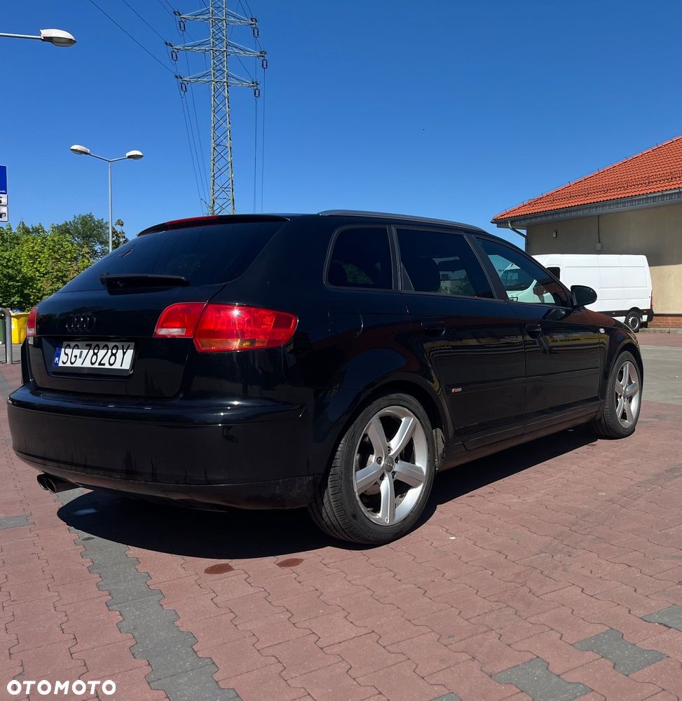 Audi A3 Sportback 2.0 TDI DPF Ambition - 2