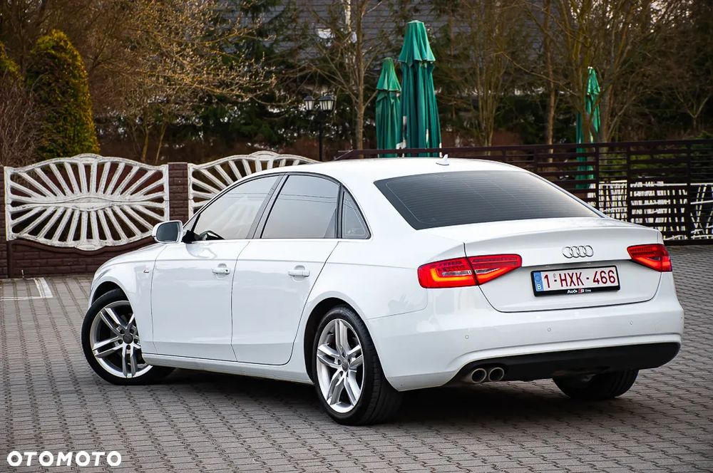 Audi A4 Limousine - 17