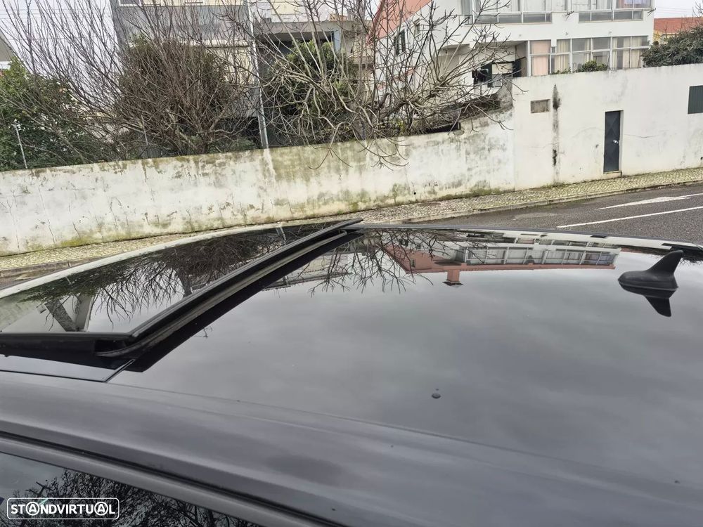 VW Golf 1.4 GTE Plug-In-Hybrid DSG - 13