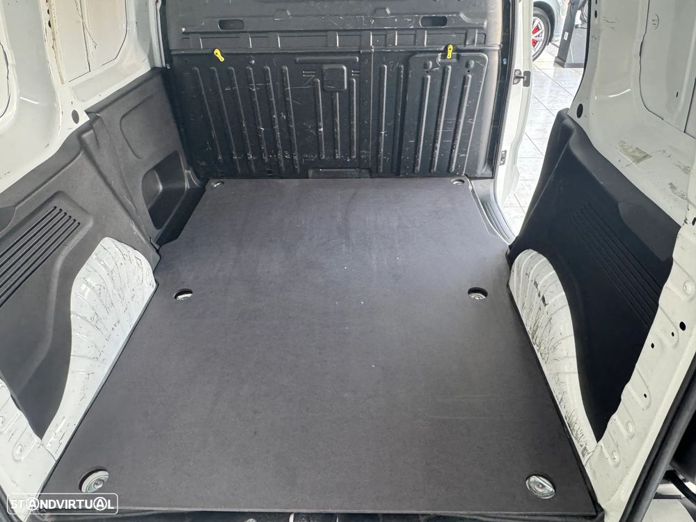 Peugeot Peugeot Partner 1.6 BlueHDi L1 Pro 3 Lug. IVA DEDUTÍVEL - 22