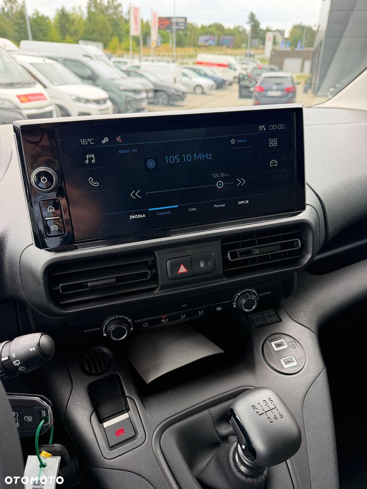 Peugeot Partner - 8