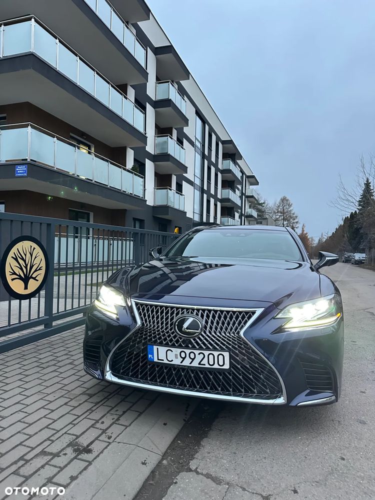 Lexus LS 500 Prestige AWD - 3