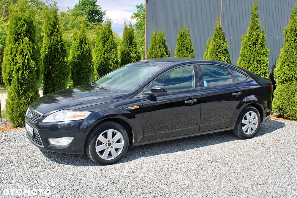 Ford Mondeo 1.8 TDCi Ambiente - 9