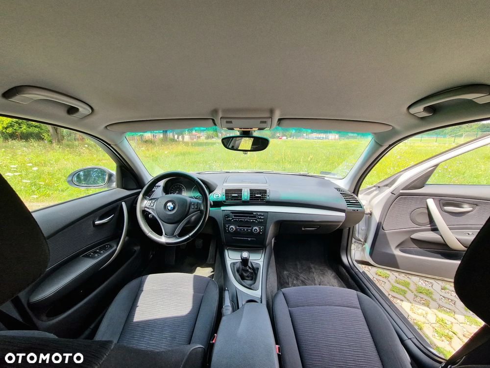 BMW Seria 1 118d - 11