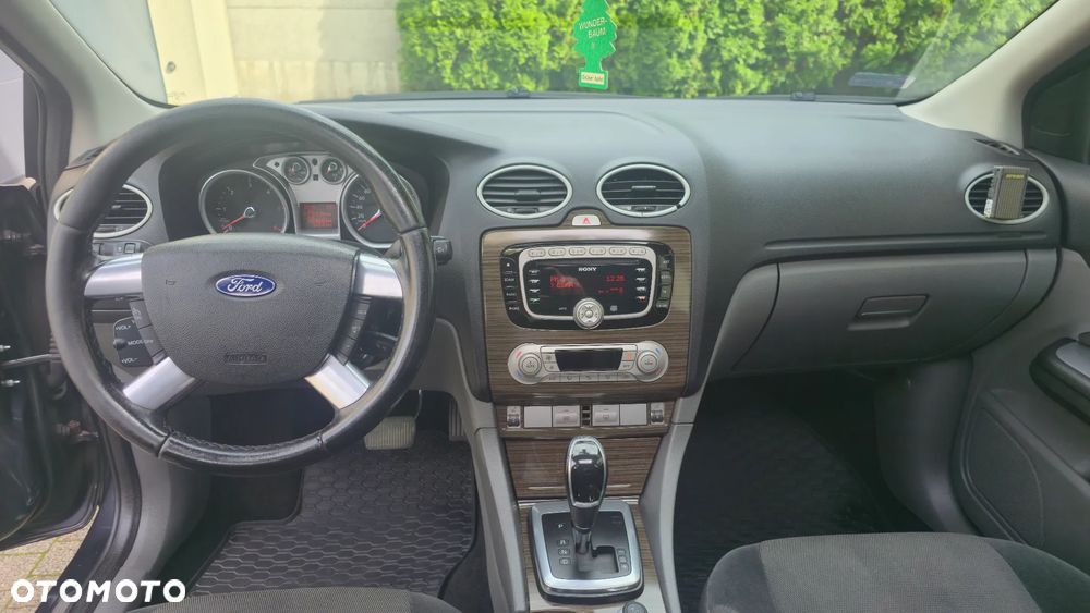 Ford Focus 2.0 TDCi Ghia - 15