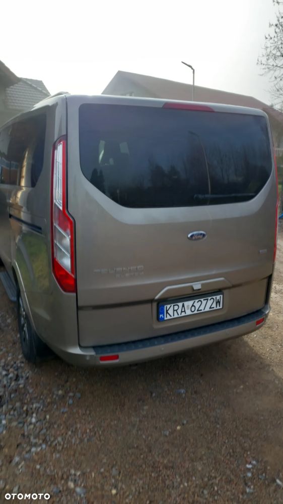 Ford Tourneo Custom 2.0 TDCi L1 Titanium SelectShift - 4