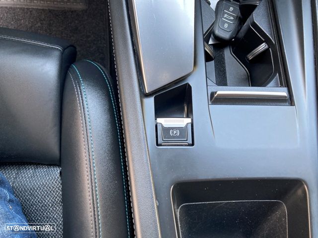 Peugeot 308 SW 1.6 Hybrid Allure e-EAT8 - 35