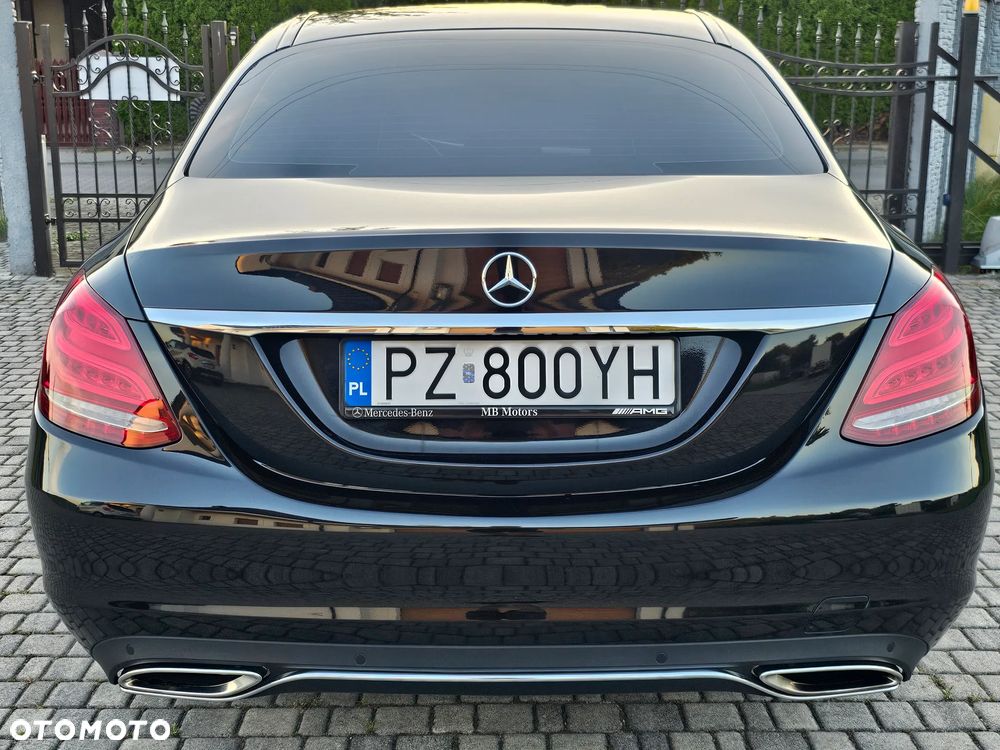 Mercedes-Benz Klasa C 300 7G-TRONIC - 23