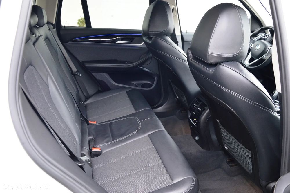 BMW X3 xDrive20d Luxury Line sport - 17