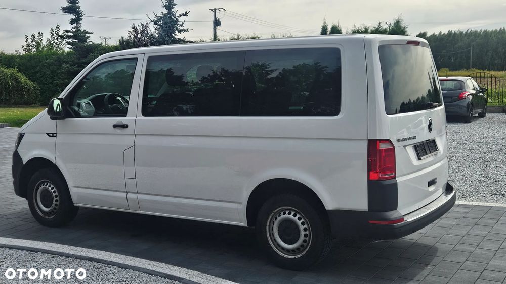 Volkswagen Transporter - 4