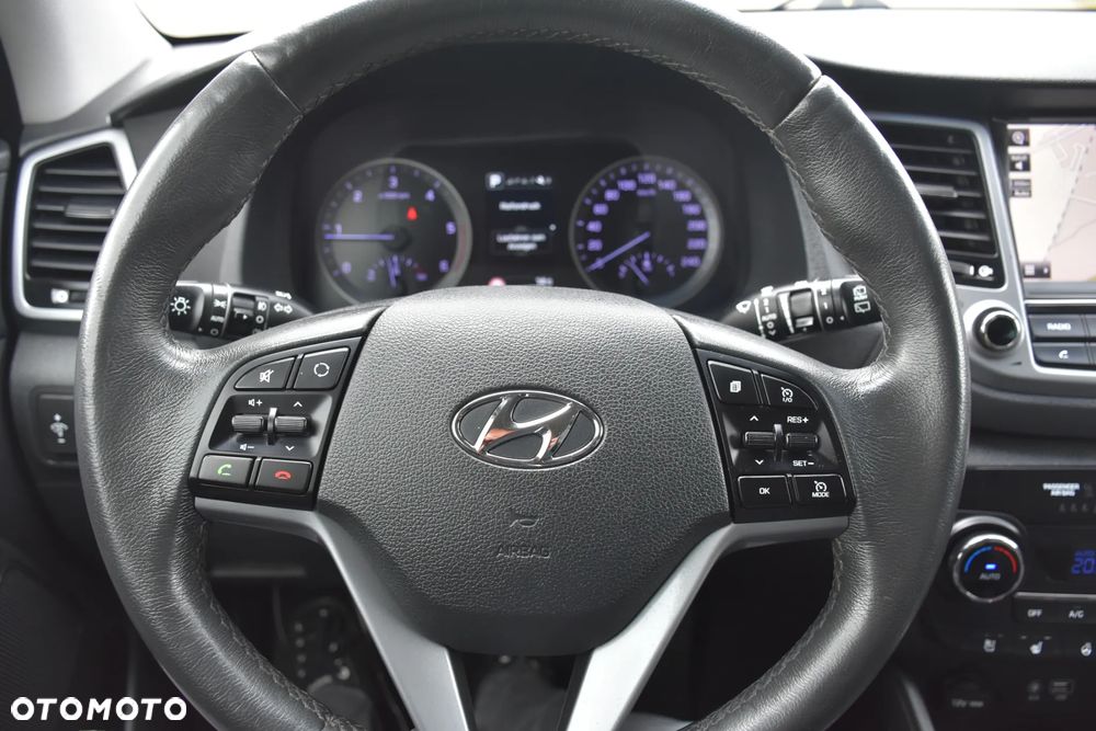 Hyundai Tucson 2.0 CRDI 4WD Automatik Premium - 22