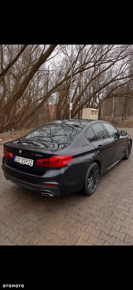 BMW Seria 5 530i xDrive M Sport Edition - 10