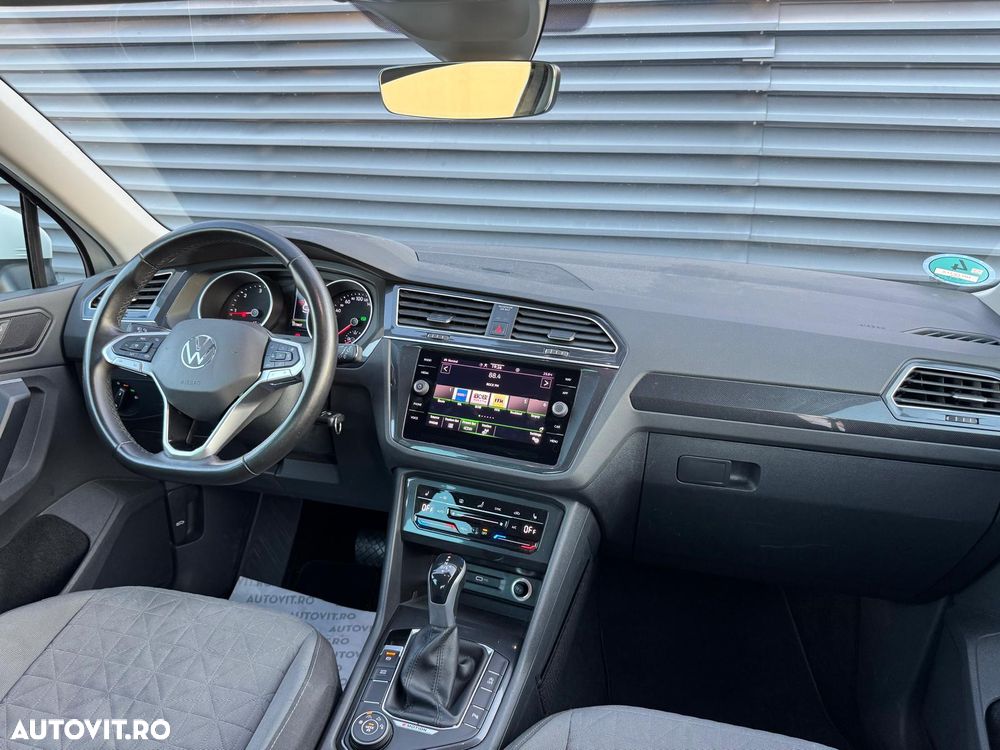 Volkswagen Tiguan 2.0 TDI SCR 4MOTION DSG Life - 18