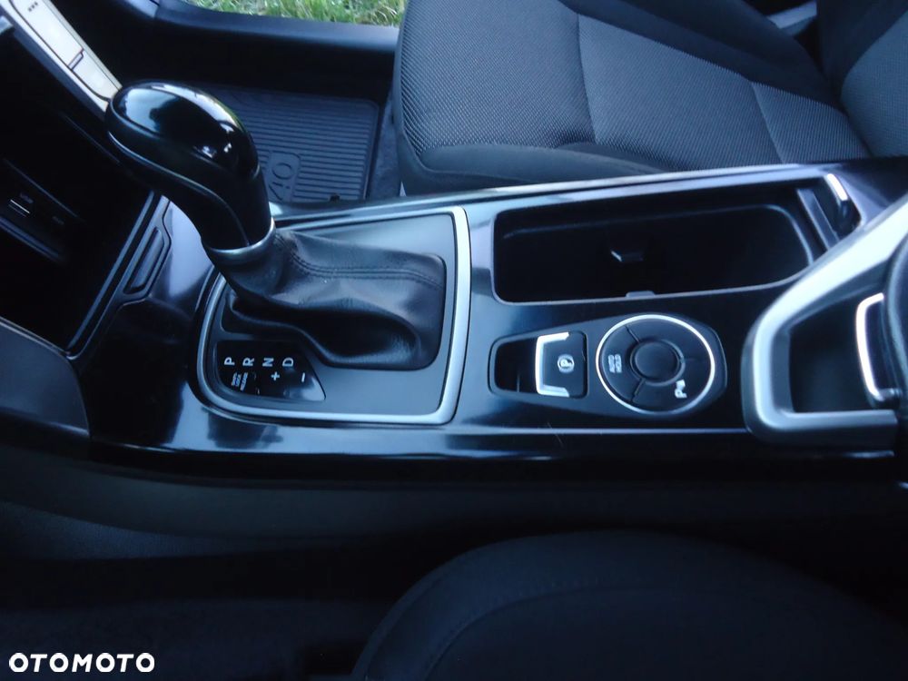 Hyundai i40 Kombi 2.0 Automatik Premium - 19