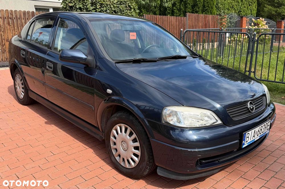 Opel Astra - 2