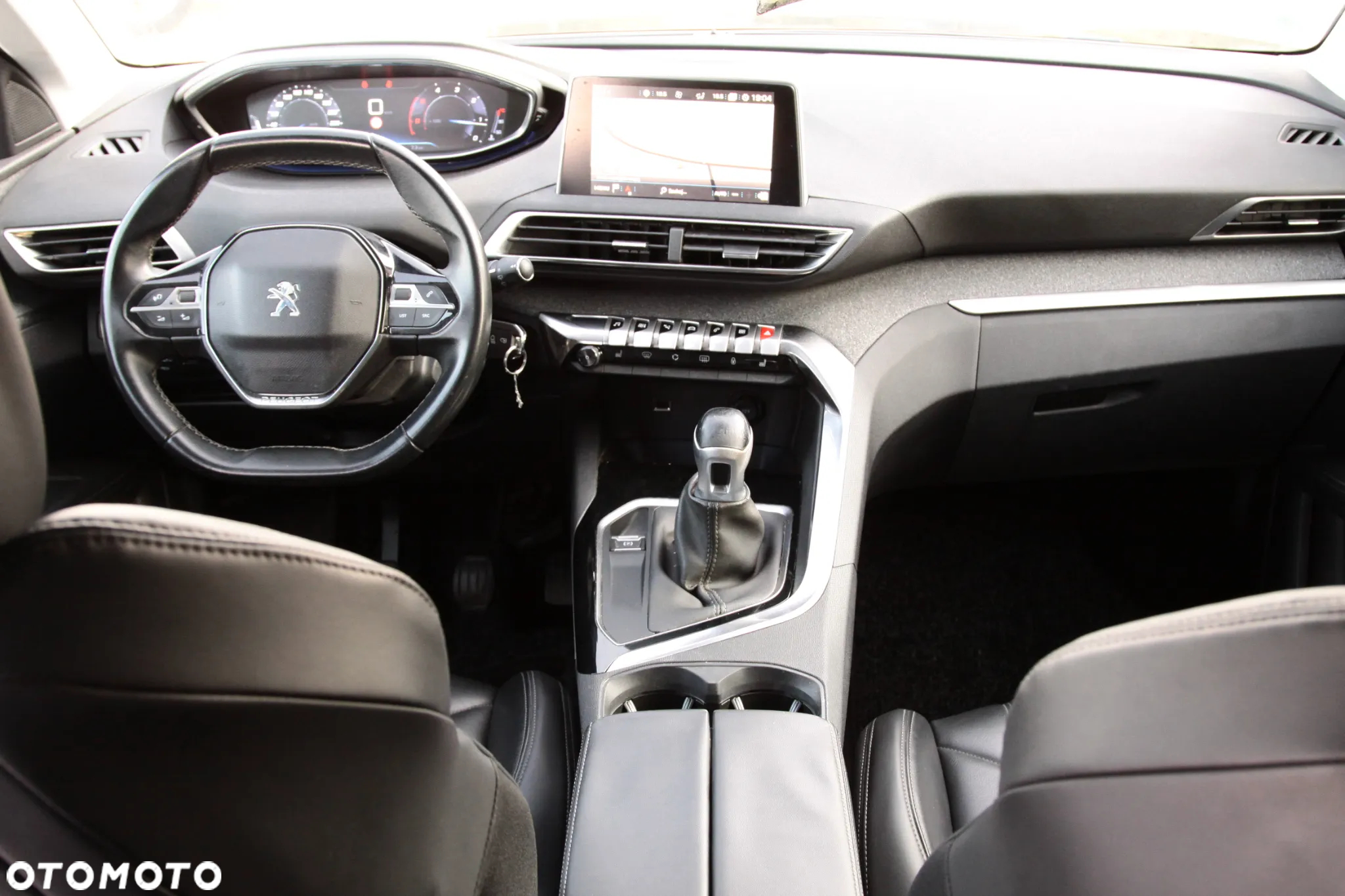 Peugeot 3008 1.6 BlueHDi Allure S&S - 18
