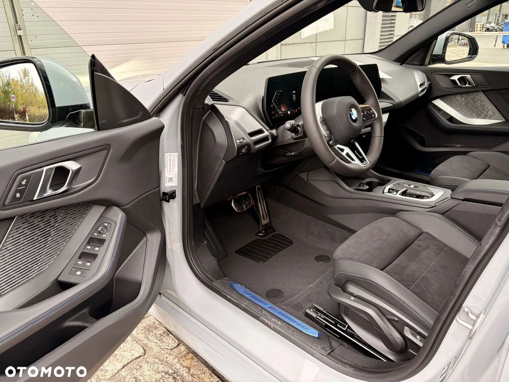 BMW Seria 2 220i mHEV - 6