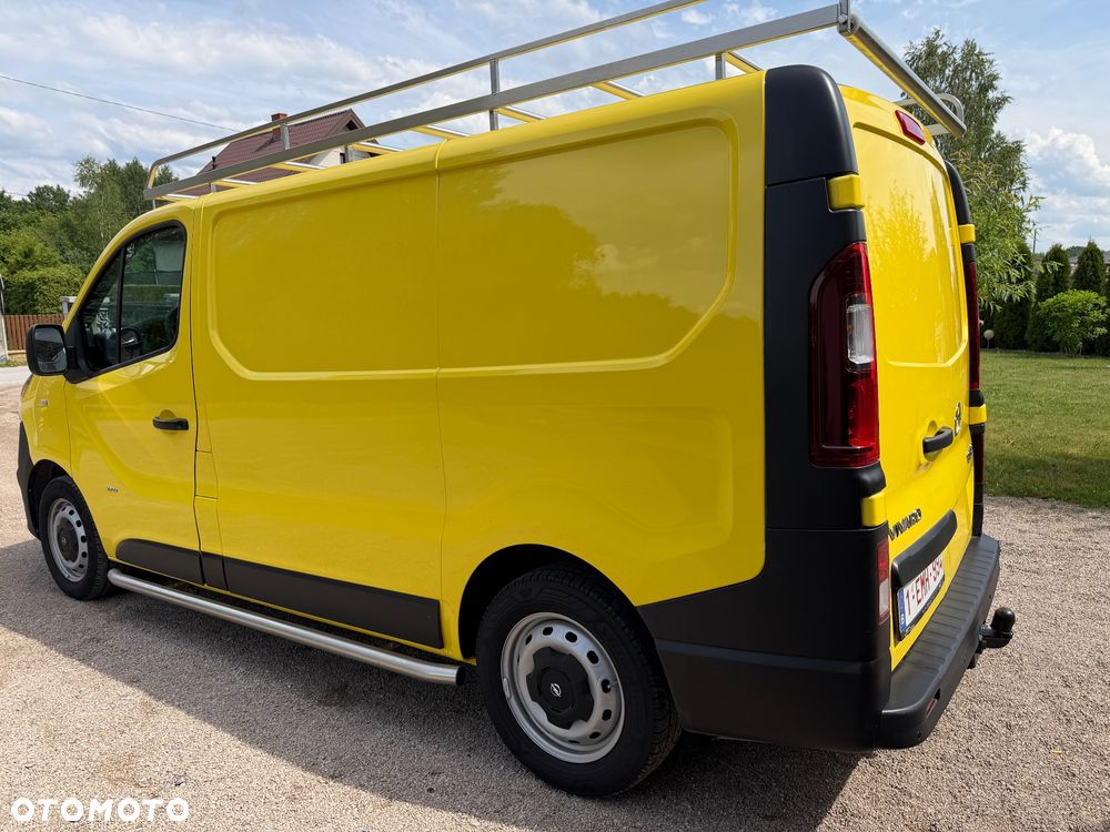 Opel Vivaro - 10
