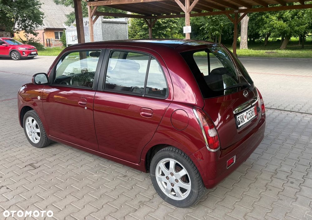 Daihatsu Trevis - 5