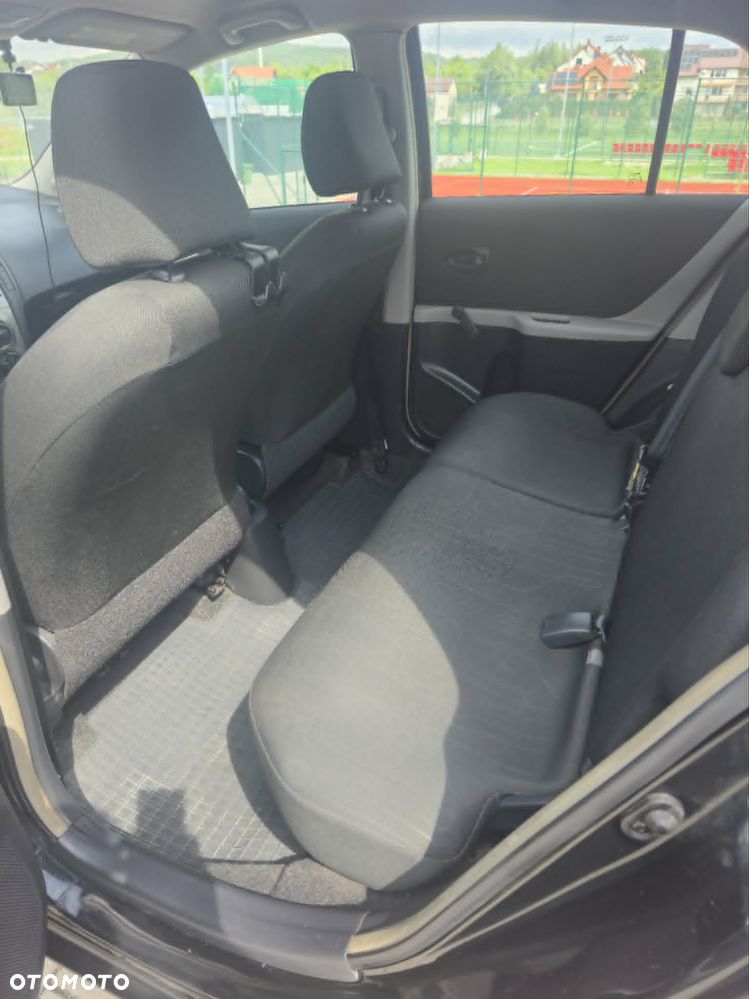 Toyota Yaris 1.4 D-4D Luna EU5 - 10