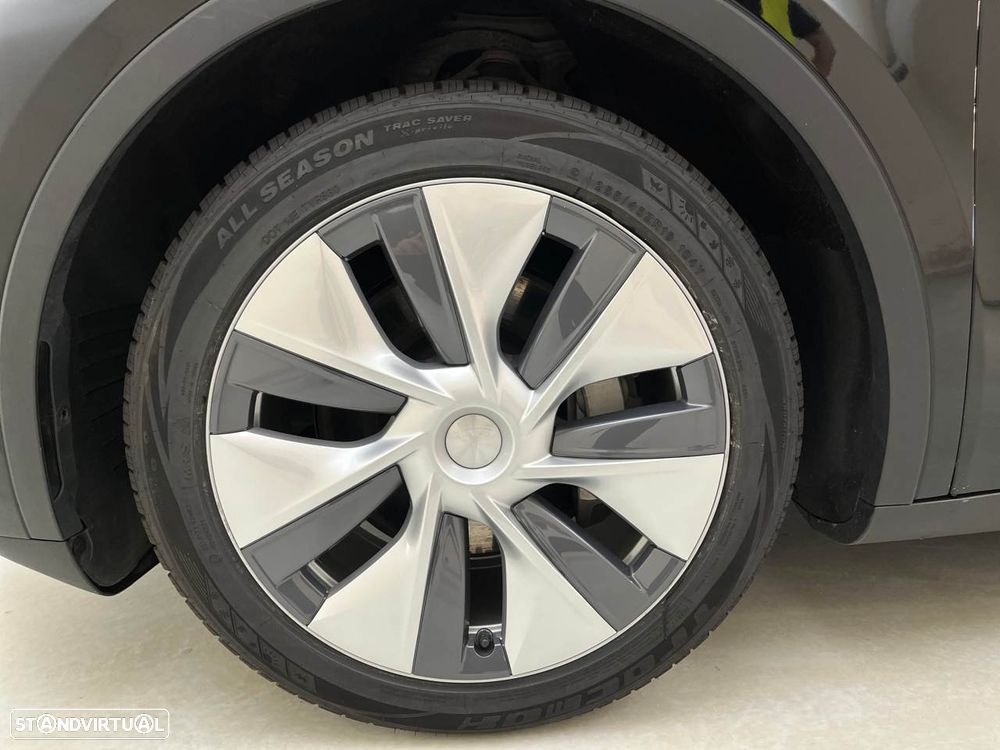 Tesla Model Y Long Range Tração Integral - 8