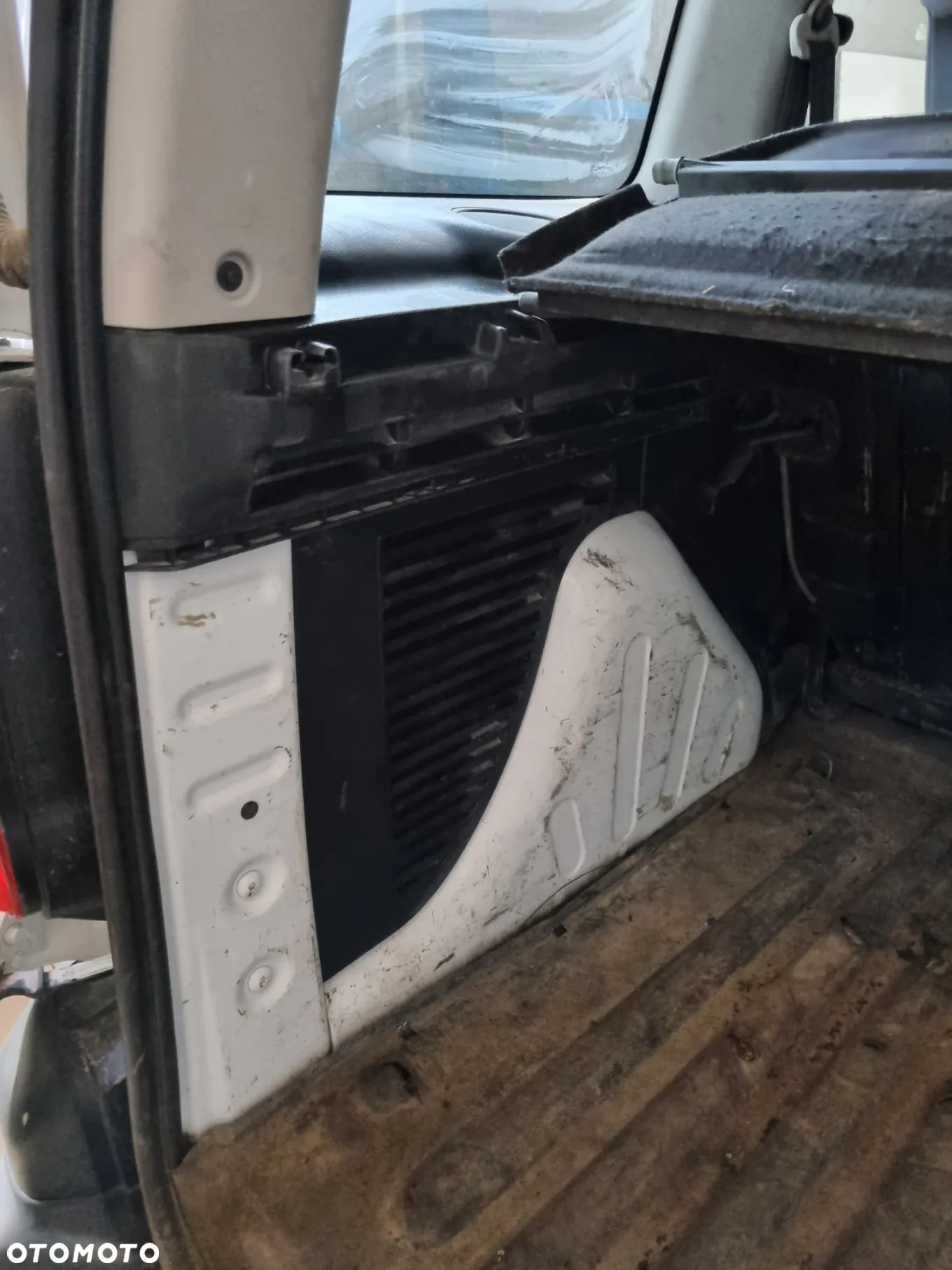 BOCZEK OSŁONA SŁUPKA PÓŁKA PARTNER BERLINGO III TEPEE 08r.+ - 9