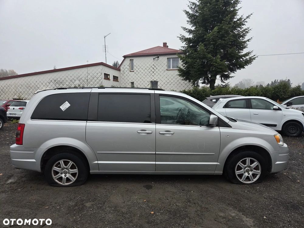 Chrysler Grand Voyager - 11
