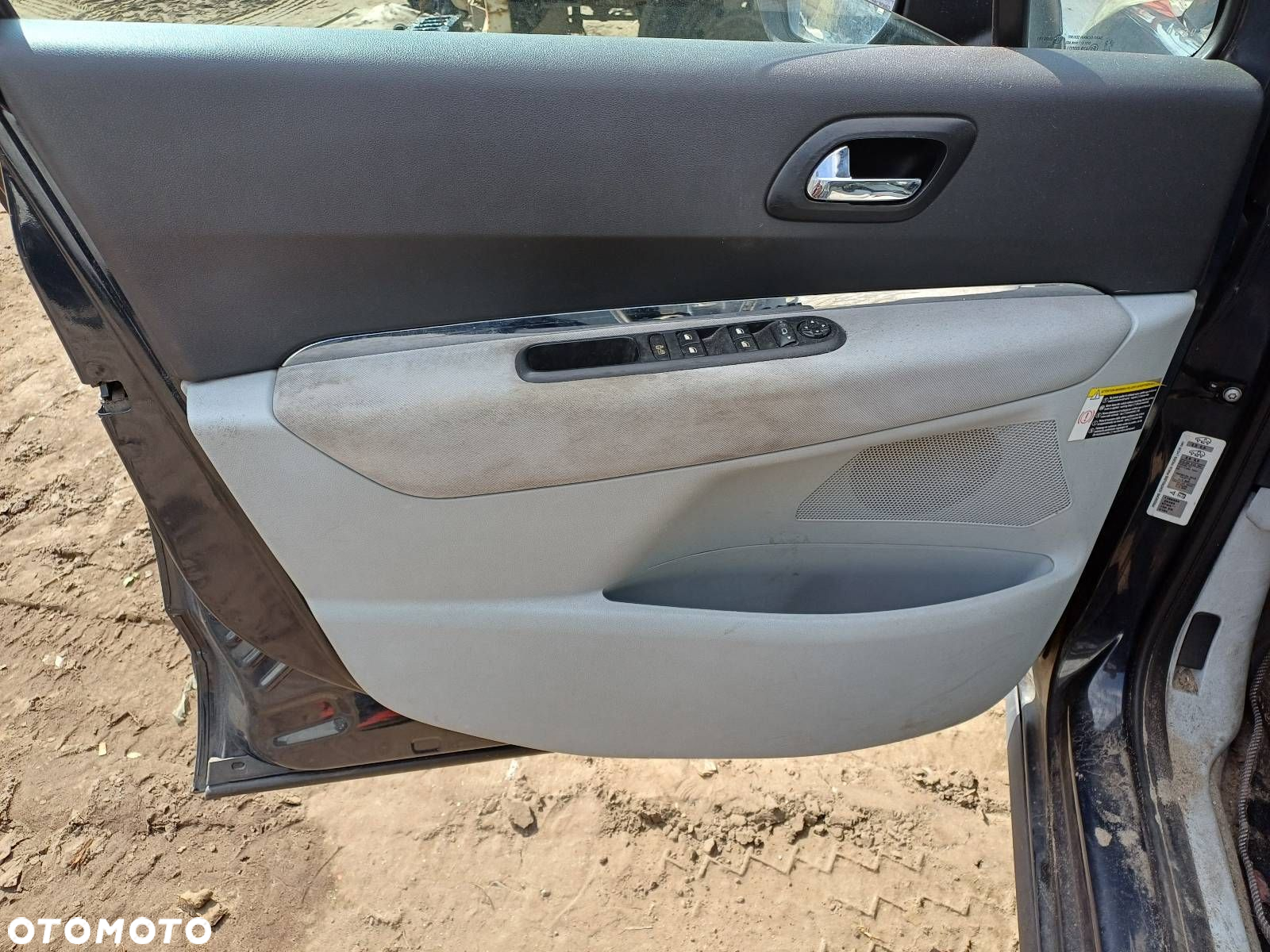 KOMPLET FOTELI LEWY PRAWY PRZÓD + KANAPA TYŁ + BOCZKI PEUGEOT 3008 I - 2