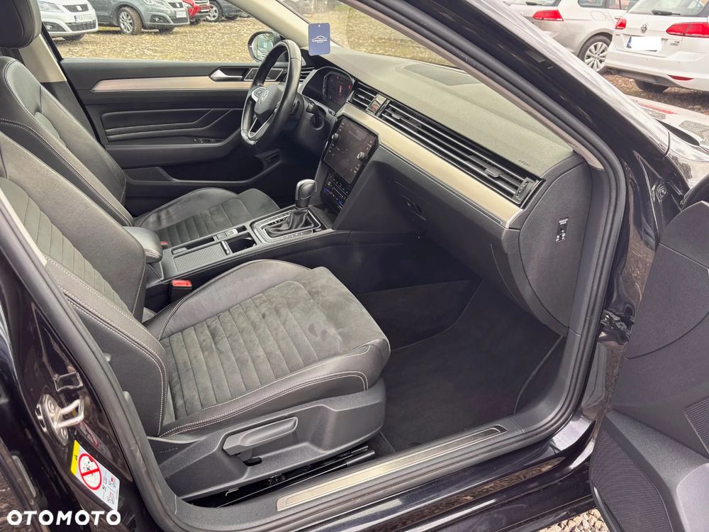 Volkswagen Passat 2.0 TSI Elegance DSG - 27