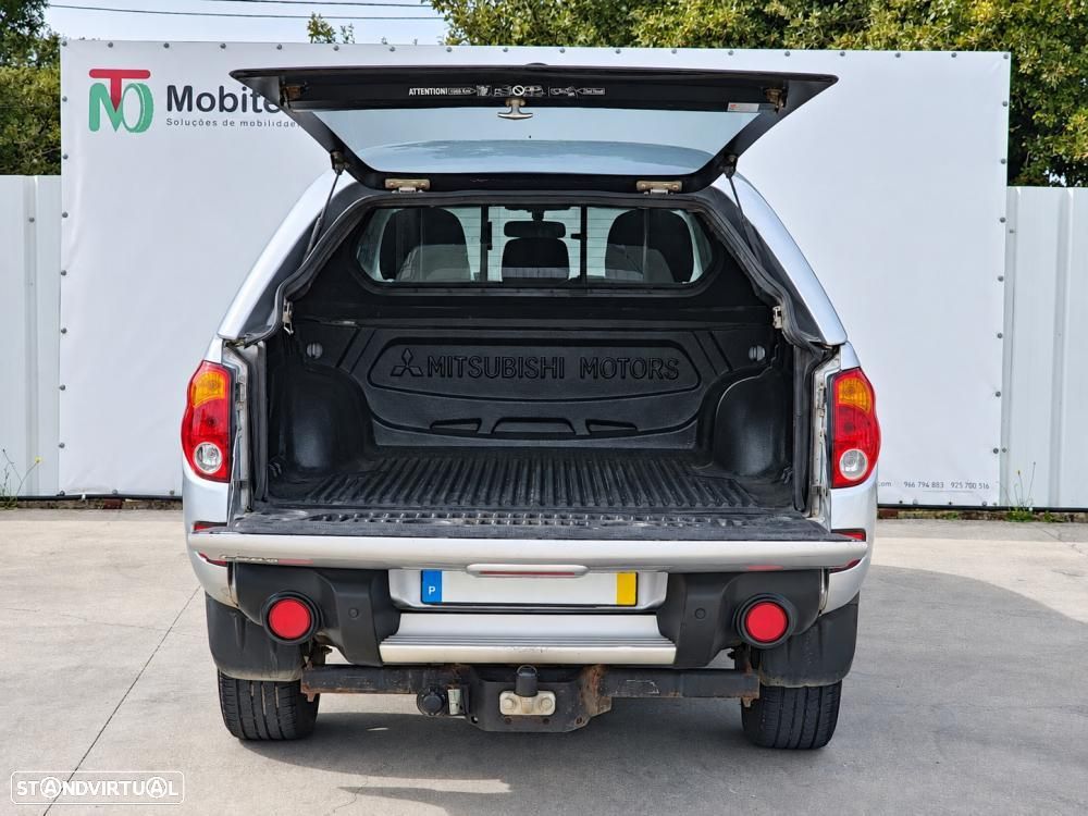 Mitsubishi L200 2.5 DI-D Cabine Dupla 4x4 - 5