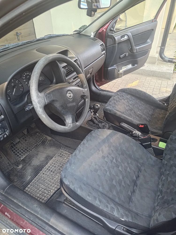 Opel Astra 1.6 16v 100 - 6