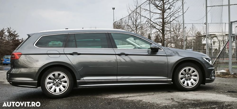 Volkswagen Passat - 4