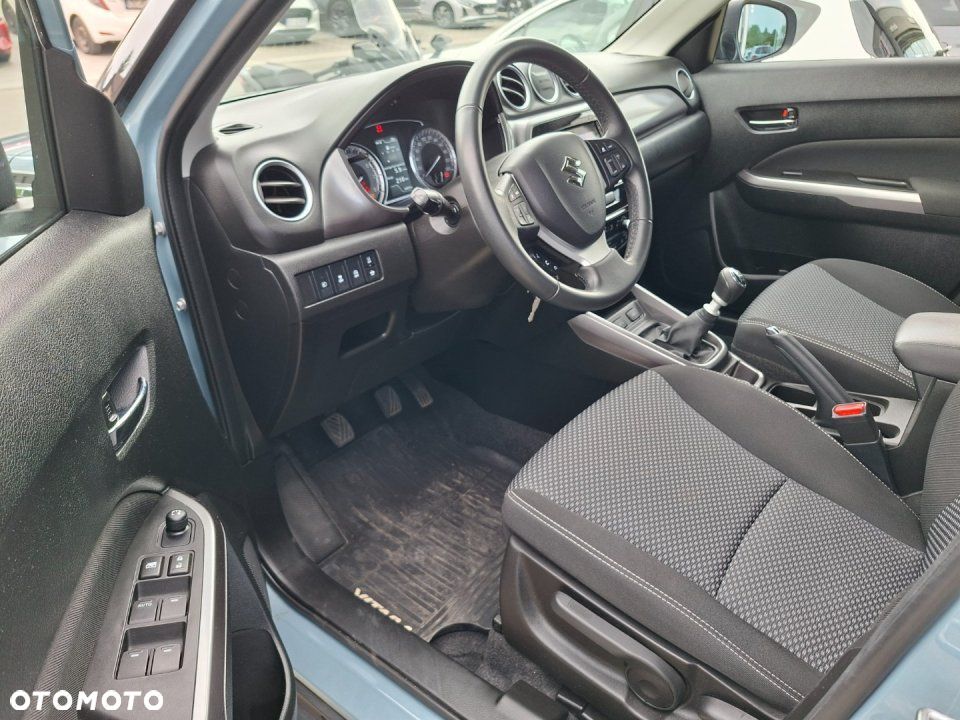 Suzuki Vitara - 6