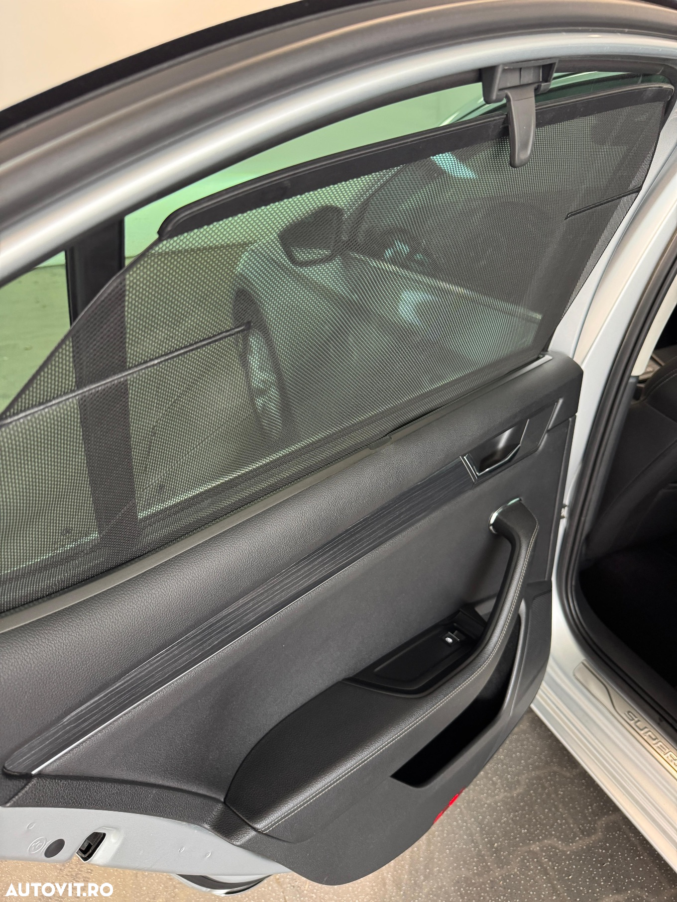 Skoda Superb 2.0 TDI DSG Style - 40