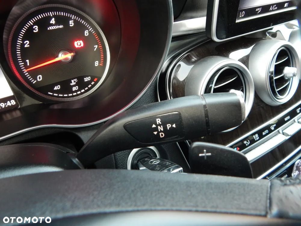 Mercedes-Benz Klasa C 200 7G-TRONIC Edition - 16