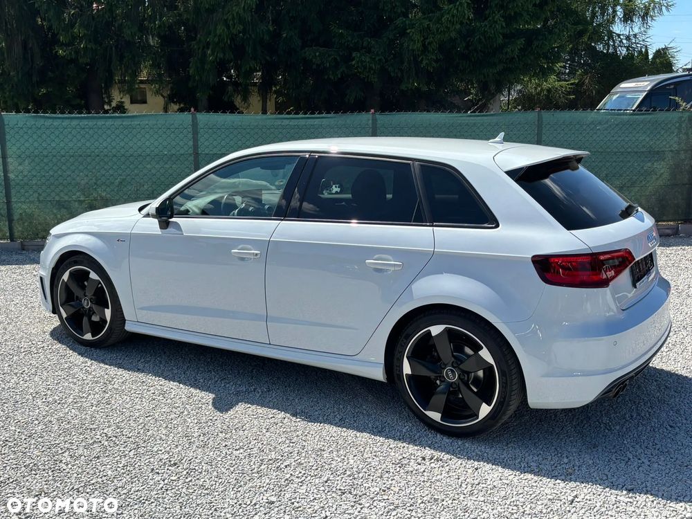 Audi A3 Sportback 1.4 TFSI S tronic S line Sportpaket - 5