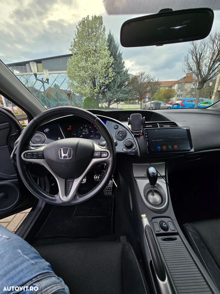 Honda Civic 2.2i-CTDi DPF Type S - 9