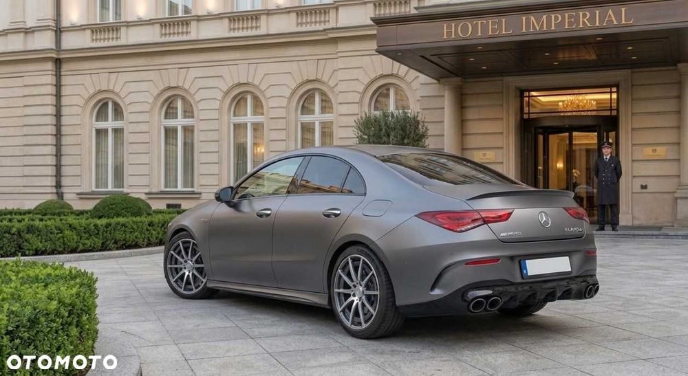 Mercedes-Benz CLA - 4
