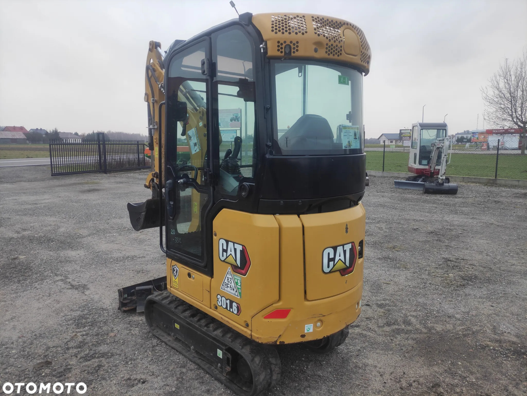 Caterpillar 301.6  2022r 302.7 cr - 7