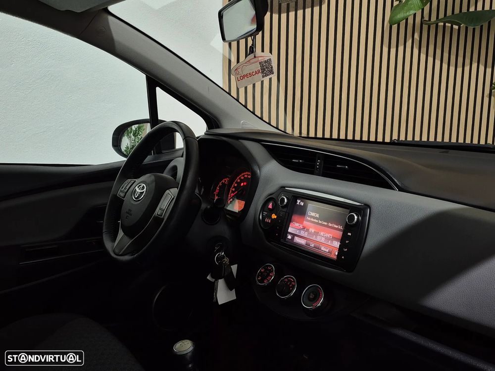 Toyota Yaris 1.4 D-4D Comfort+P.Style - 12