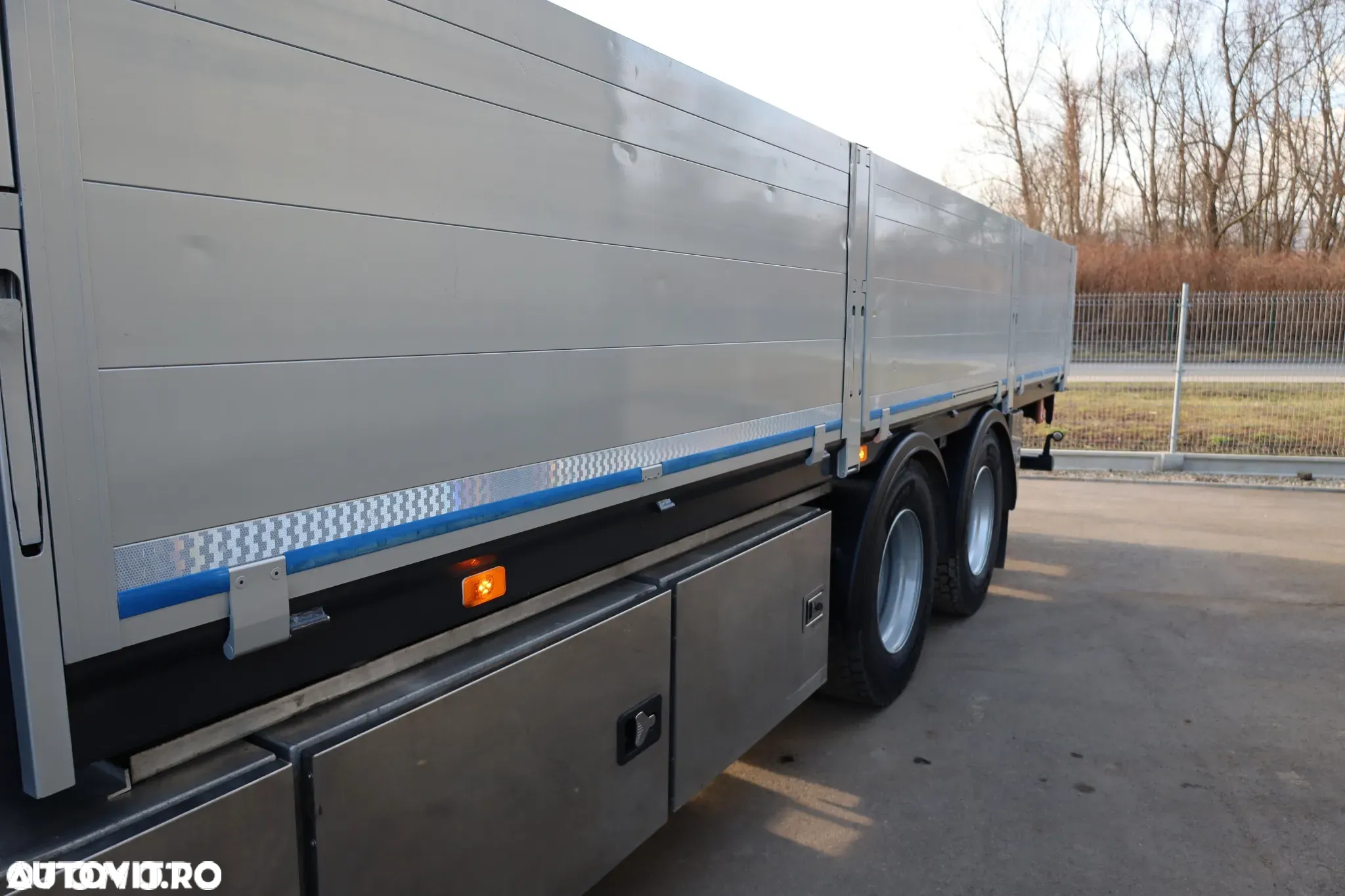 Volvo FMX 450 6X4 - 3